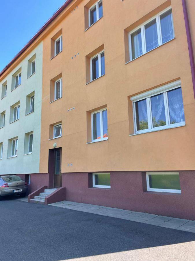 Apartman V Kratke Kamenicky Senov Eksteriør bilde